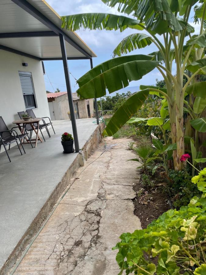 מונמבאסיה Ambelakia Bungalow מראה חיצוני תמונה